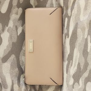 Bally Wallet in Rose Blush color